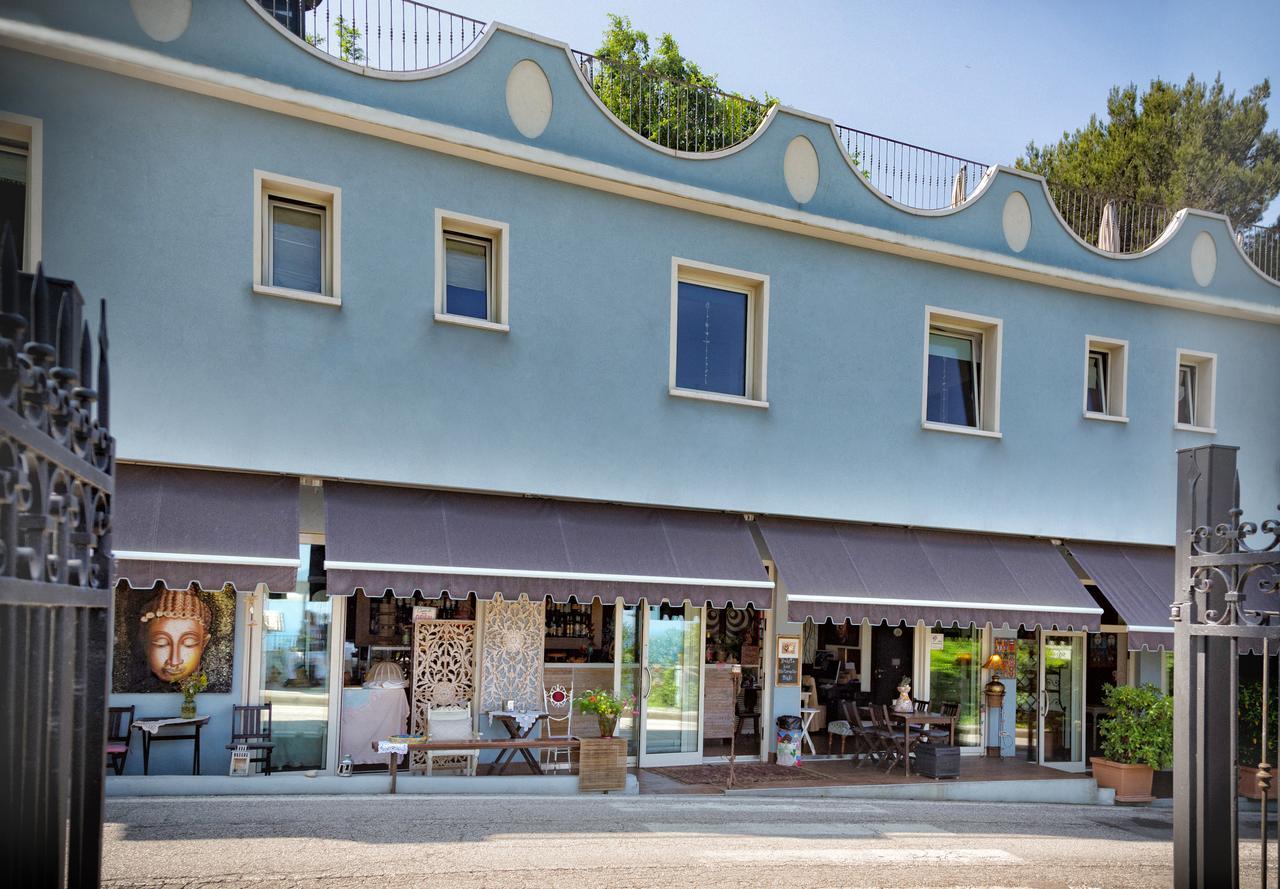 Bahita - Betty'S B&B Gabicce Mare Luaran gambar